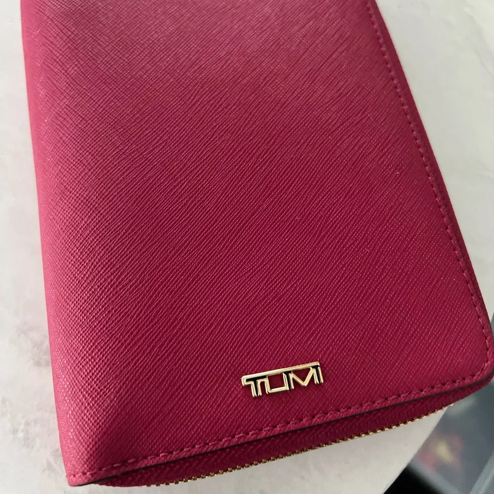 Tumi Hot Pink Zip Wallet with Gold Logo - Picture 1 of 8